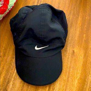 Nike lightweight exercise hat